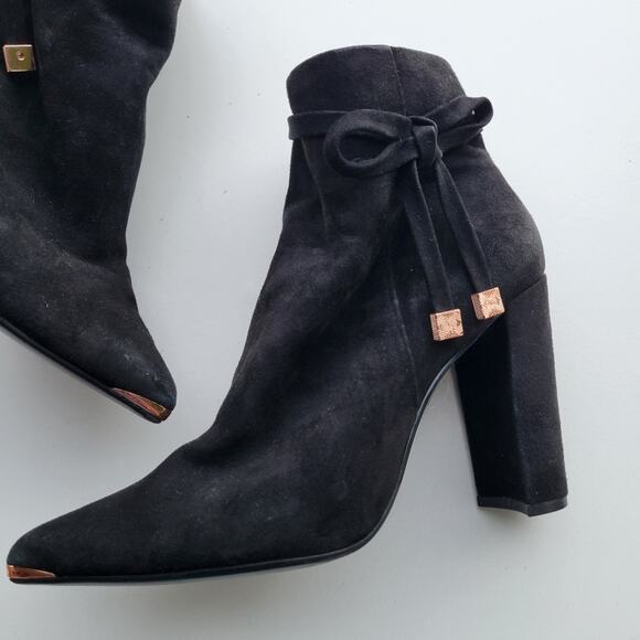 Ted Baker Women's Qatena Suede Pointed Toe High-Heel Booties size 39.5 8.5 - Picture 5 of 15